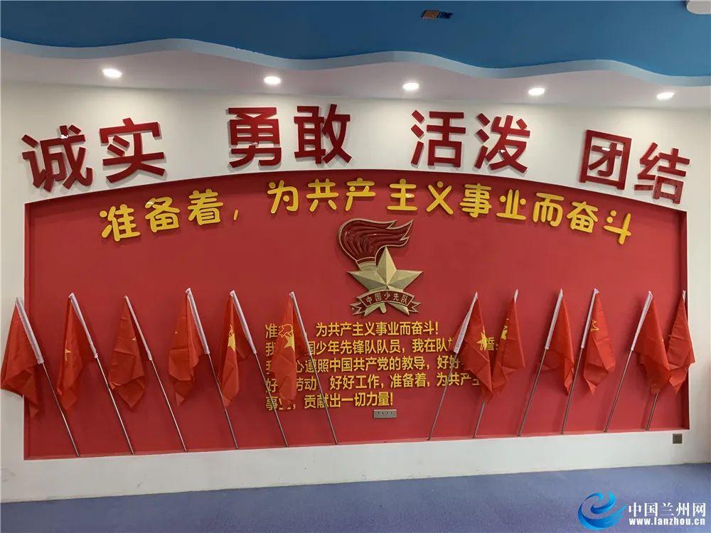 分手后男生真正放下的表现有哪些？游戏画面